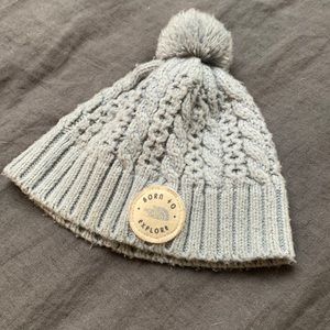 North face infant hat